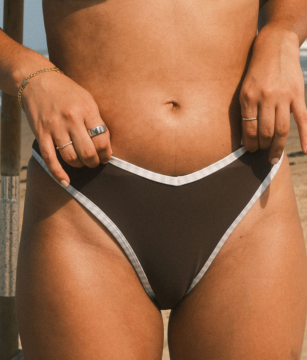 The espresso reversible pattern bottom